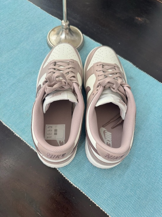 Nike Dunk Low Women's Sneakers size 11 - Picture 6 of 7